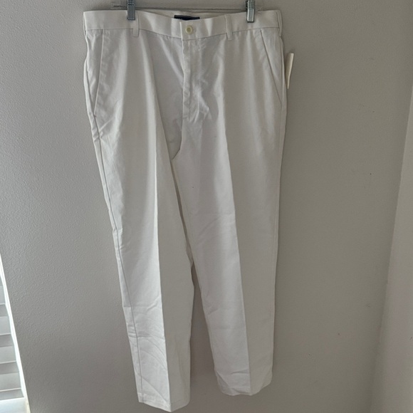 IZOD white chinos flat front performance plus stretch straight fit pants 38 X 30 - Picture 1 of 4